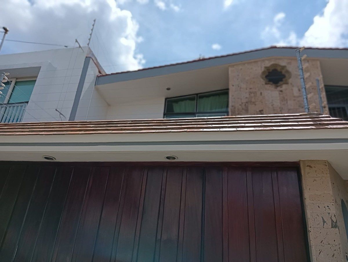Casa em Lomas de Providencia, Guadalajara, foto 2 de 27