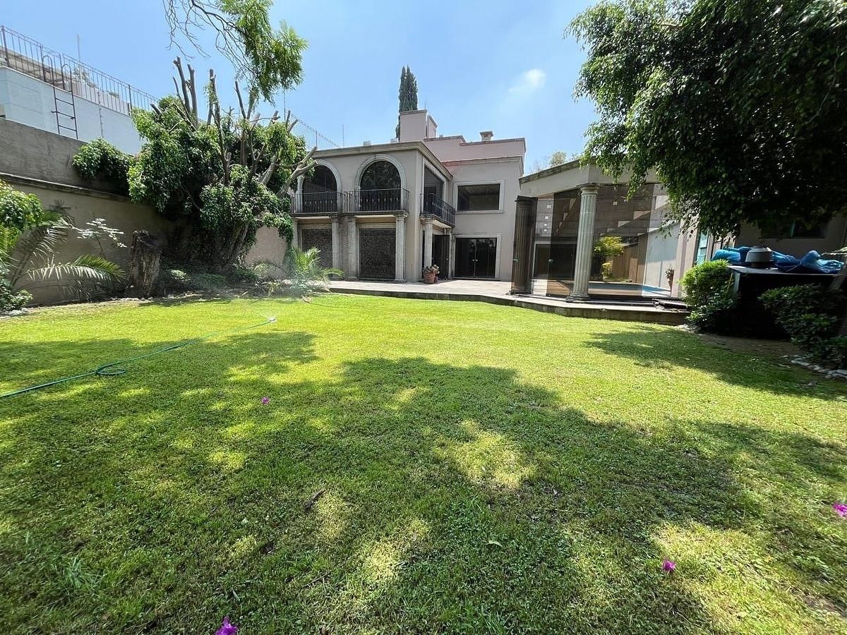 CASA EN VENTA EN LOMAS DE CHAPULTEPEC, foto 1 de 15