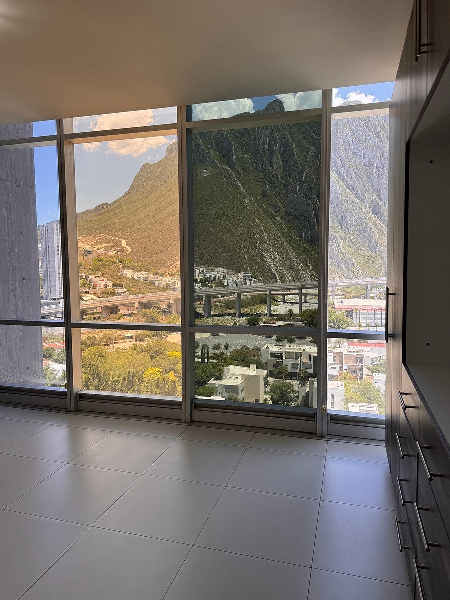 Apartamento em Privadas la Huasteca, Santa Catarina, foto 7 de 14
