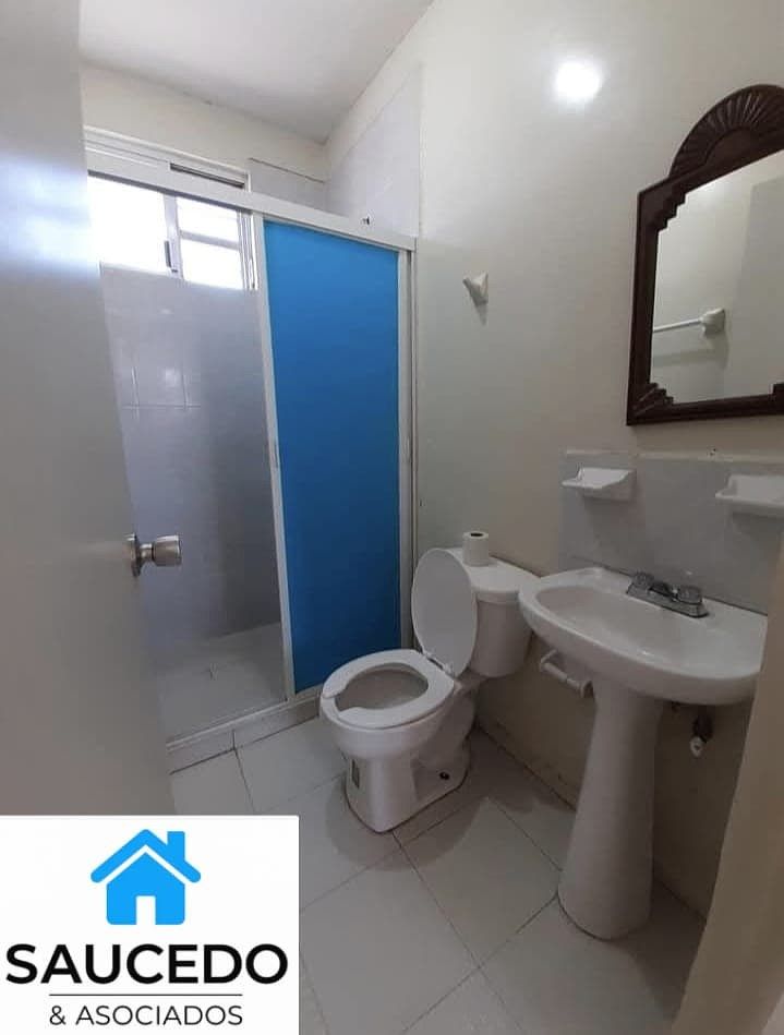 baño completo, foto 4 de 7