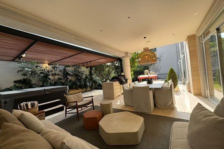 RESIDENCIA EN VENTA EN BOSQUE DE LAS LOMAS
