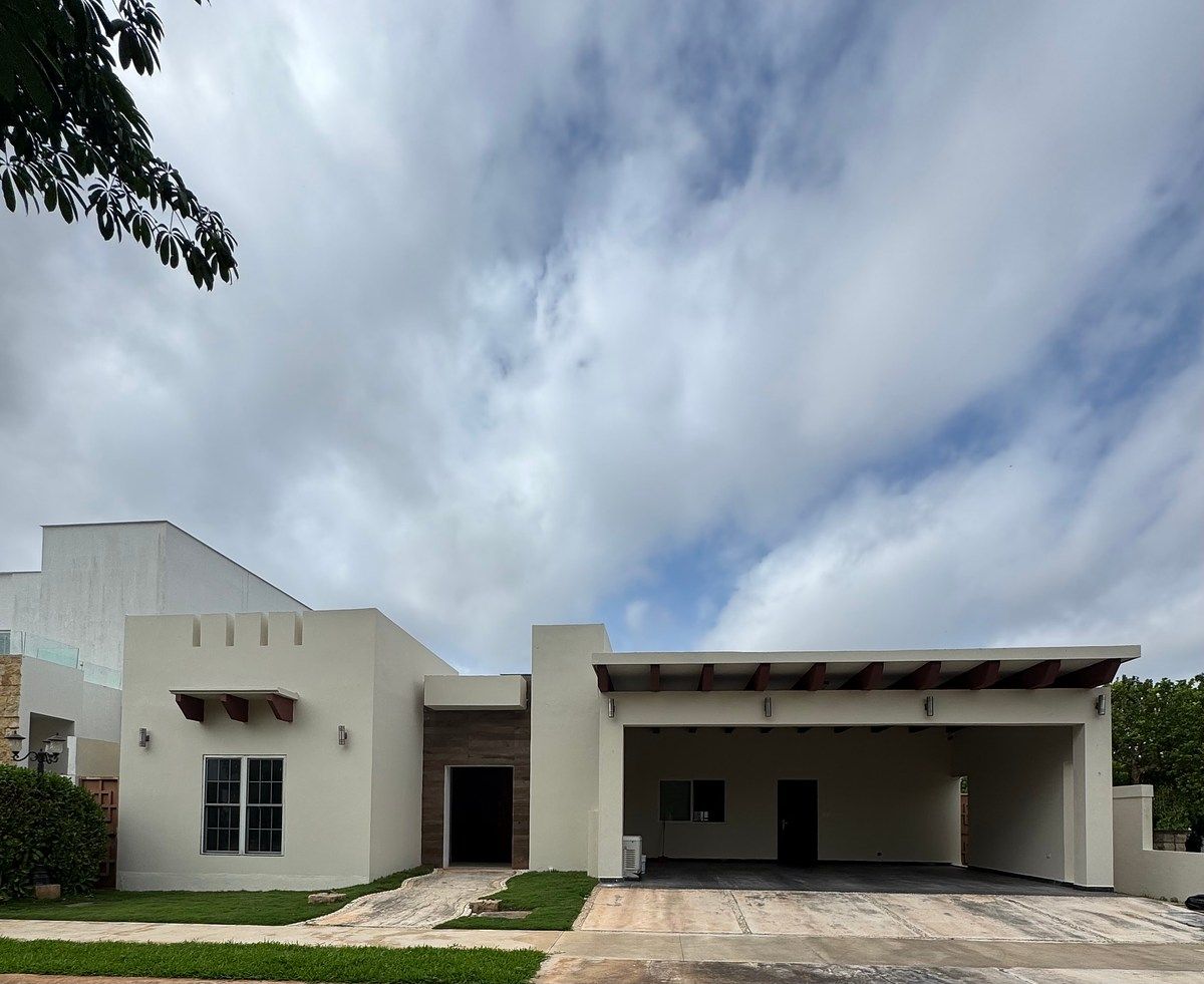 Casa un piso en Renta con paneles, en privada Allegra, Sta Gertrudis, Cabo Norte, foto 1 de 29
