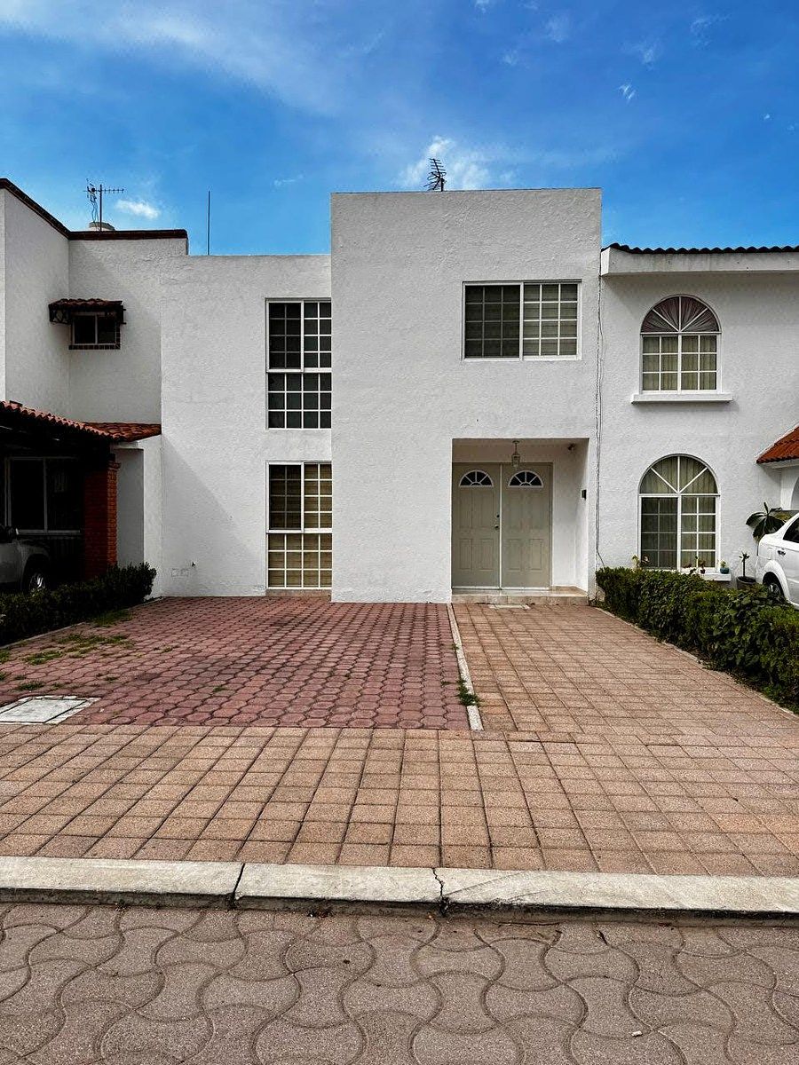 Oportunidad Casa en Condominio Villas de Benavente II en Celaya Guanajuato,