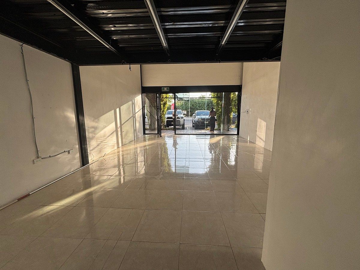 Local comercial en Villas Del Sol, Mérida, foto 4 de 13