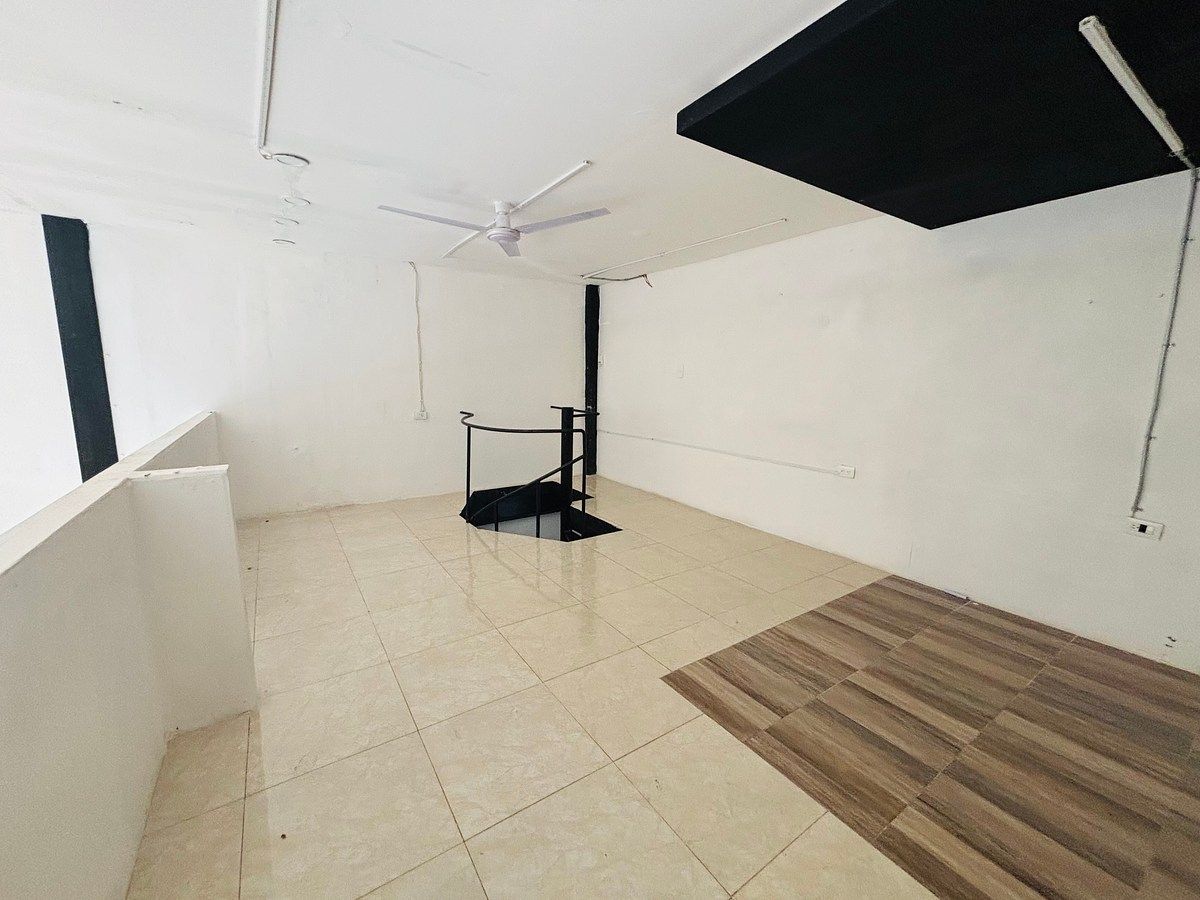 Local comercial en Villas Del Sol, Mérida, foto 10 de 13