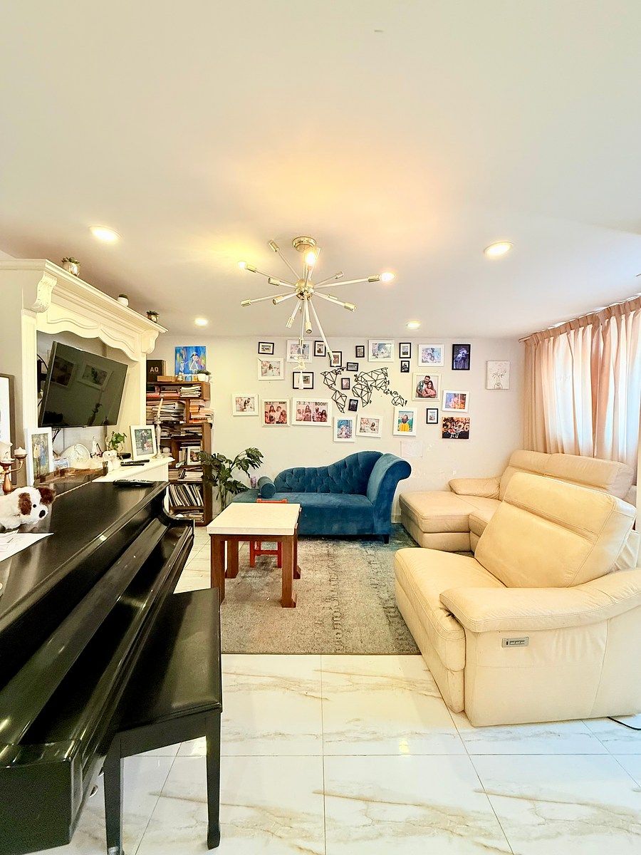 SALA, foto 3 de 24