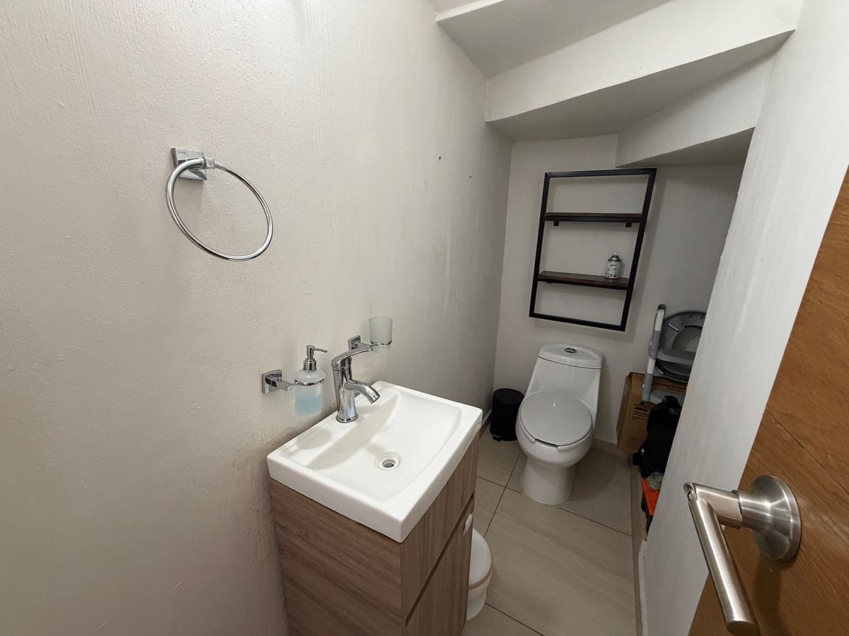 Casa en condominio en Luna Bosque, Zapopan, foto 4 de 13