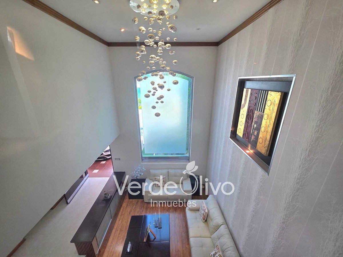 Casa em condomínio fechado em Claustros de Santiago, Querétaro, foto 2 de 24