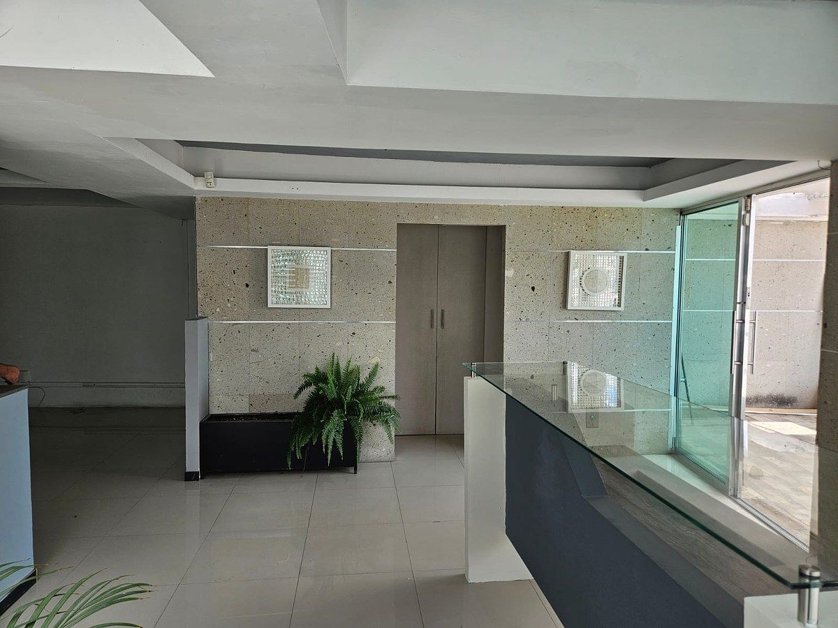 OFICINAS EN RENTA EN CANDILES, foto 1 de 25