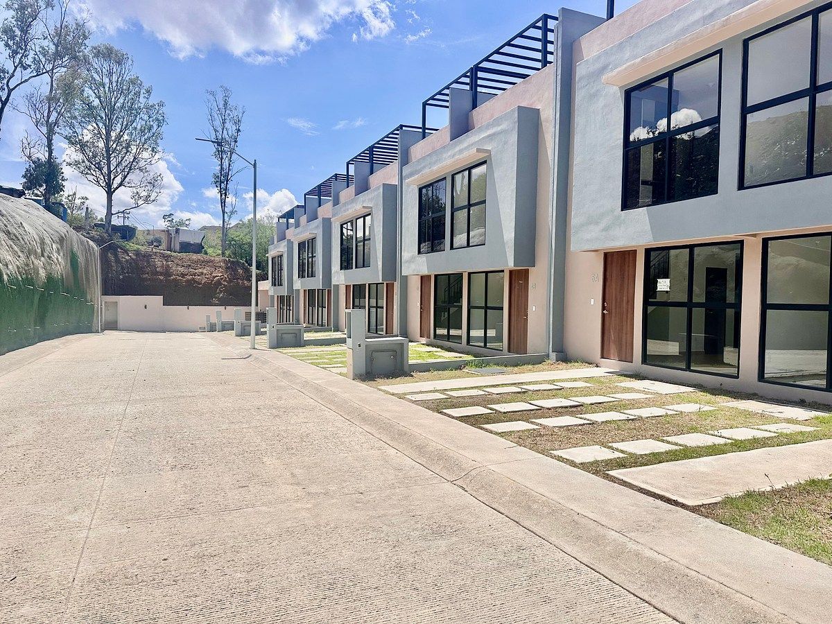 Casa nueva en renta en Lago Esmeralda, foto 1 de 26
