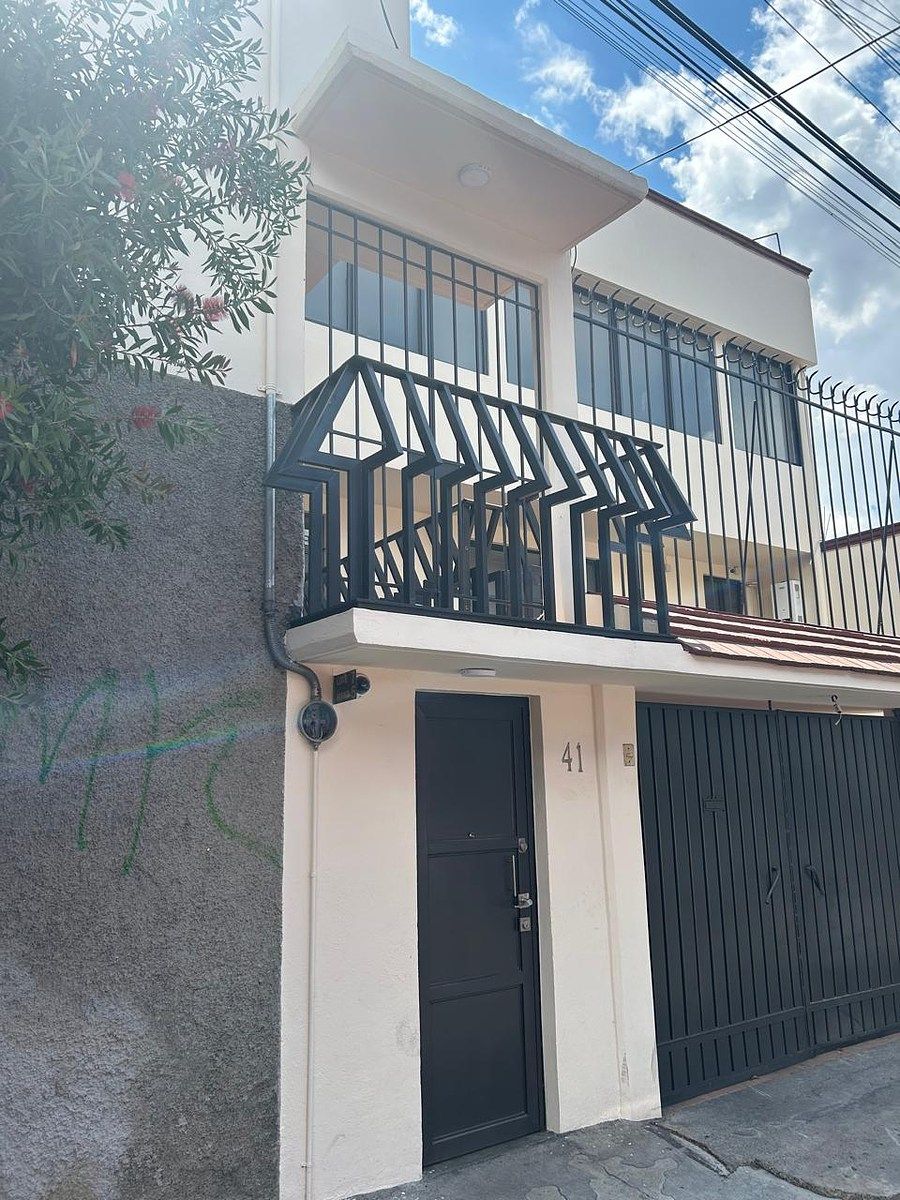 Casa em Pedregal de Santo Domingo, Coyoacán, foto 2 de 22
