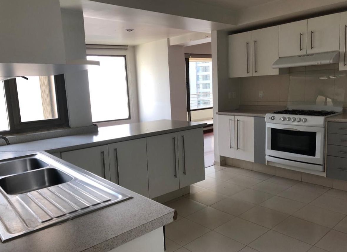 Apartment in Interlomas, Huixquilucan, photo 2 of 10