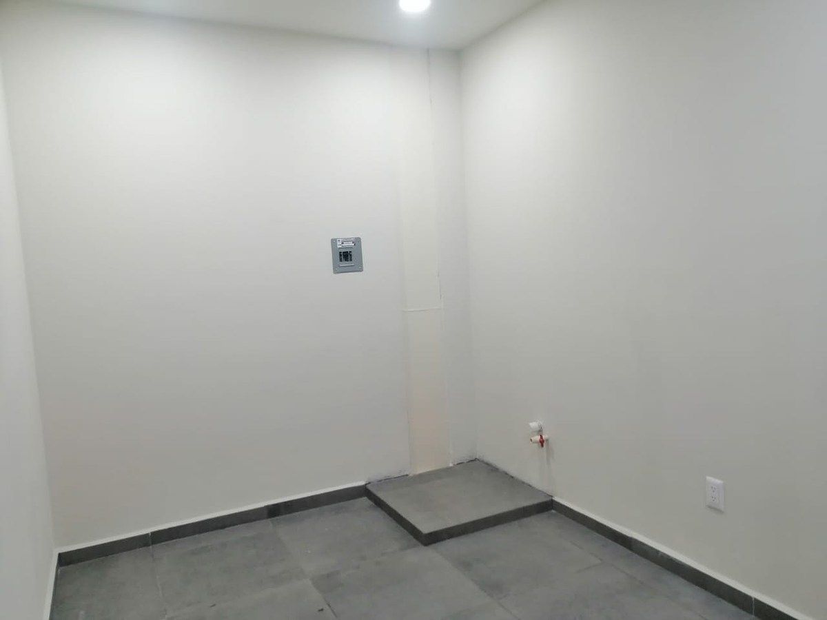 Bodega comercial en Prados de Santa Rosa, Apodaca, foto 4 de 25