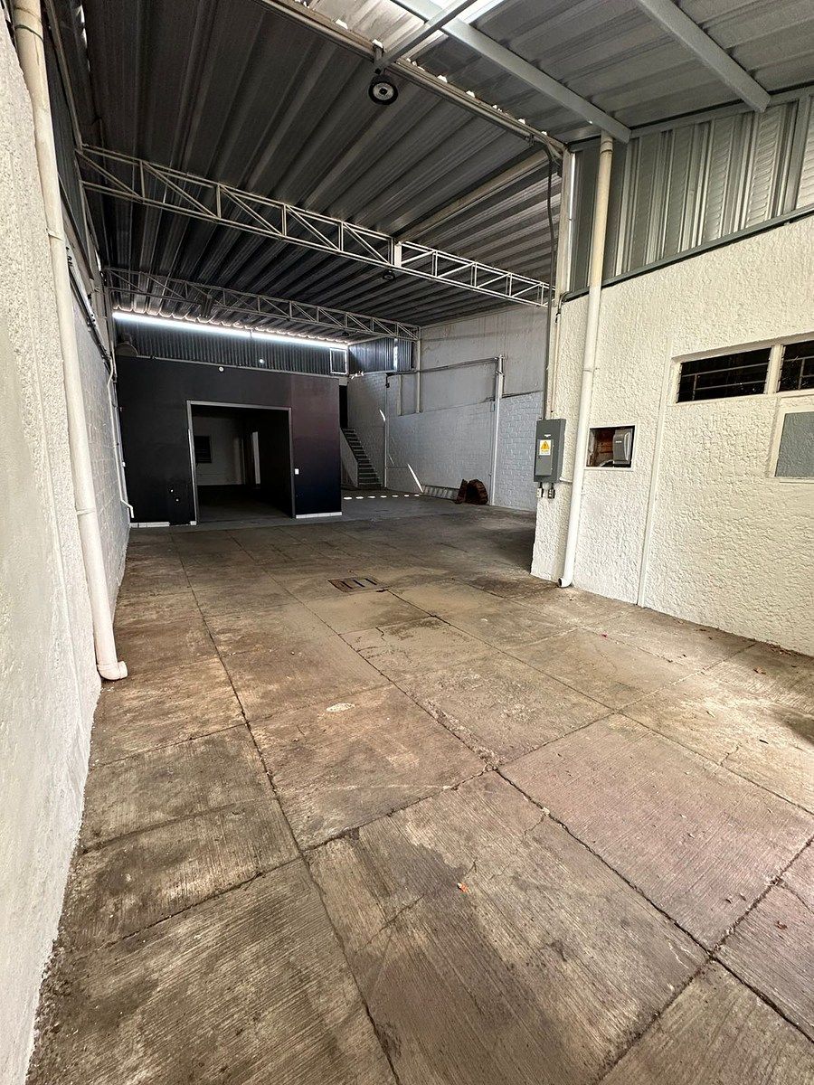 Bodega comercial en Rinconada de La Arboleda, Guadalajara, foto 7 de 13