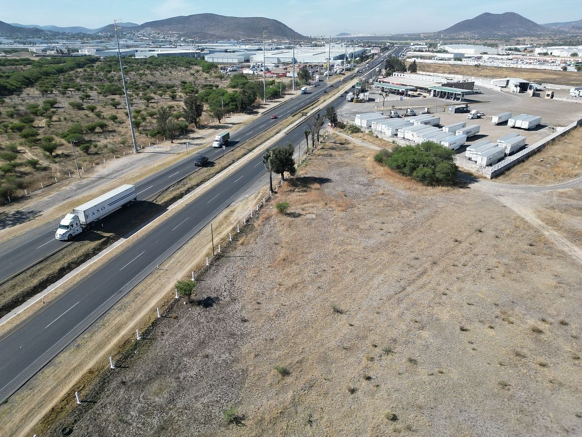 TERRENO EN VENTA CERCA DEL PARQUE INDUSTRIAL QUERETARO, foto 1 de 24
