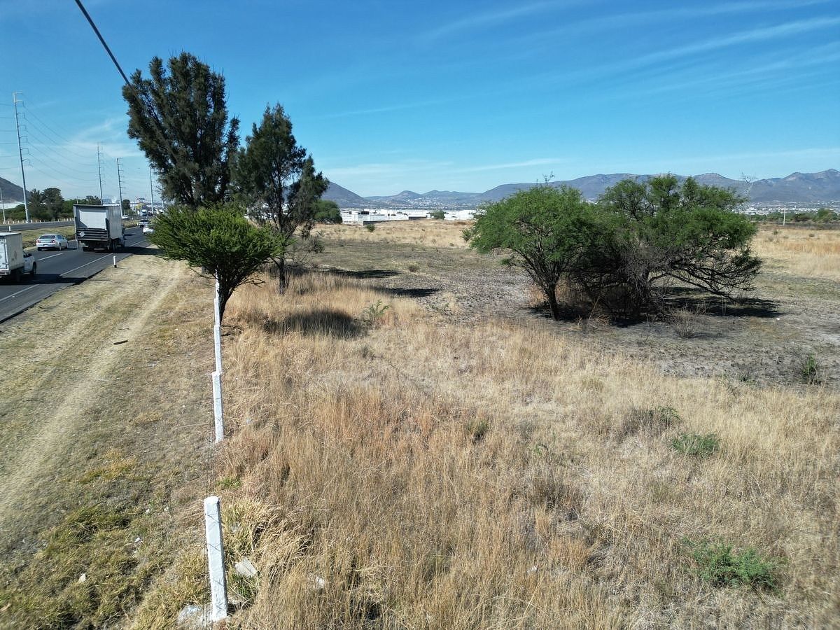 Lote comercial em Santa Rosa de Jauregui, Querétaro, foto 2 de 24