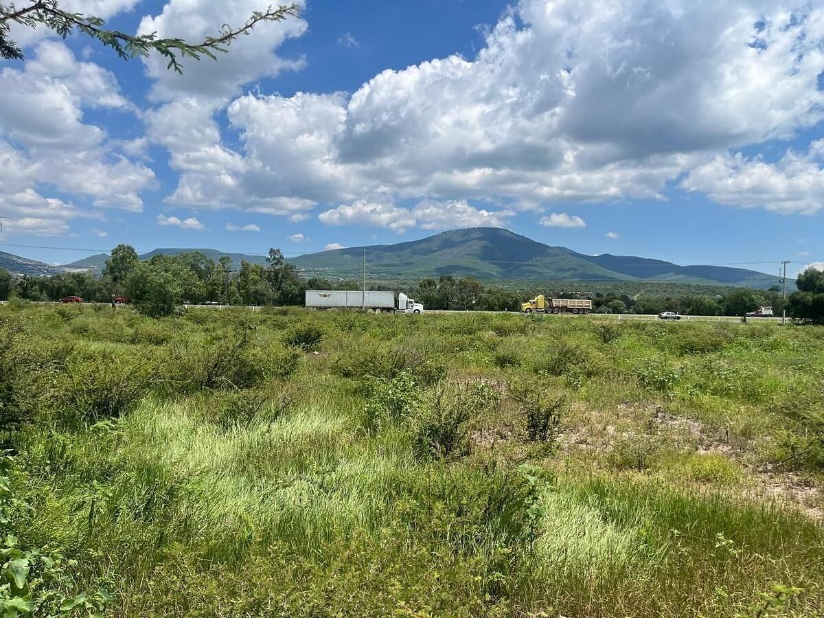 Lote comercial em Santa Rosa de Jauregui, Querétaro, foto 3 de 24