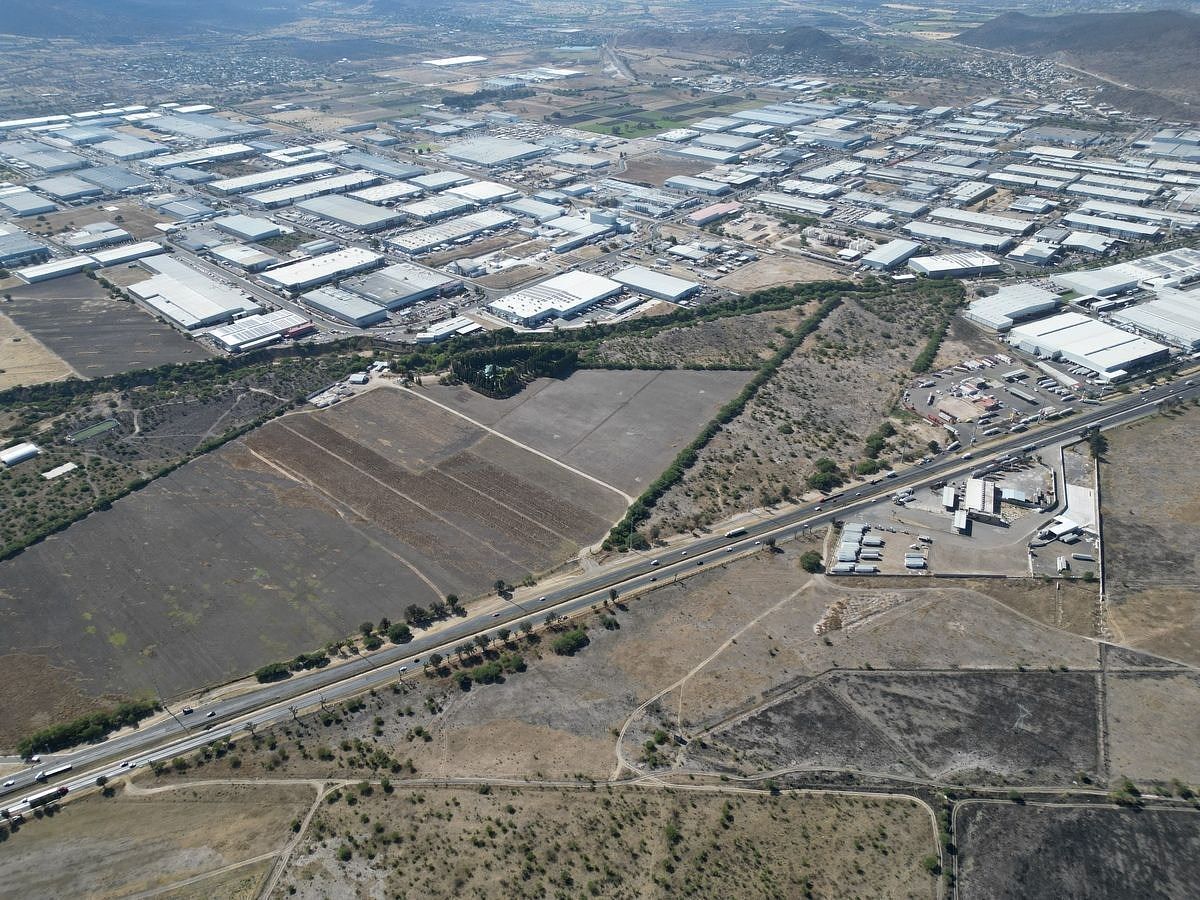 Lote comercial em Santa Rosa de Jauregui, Querétaro, foto 5 de 24
