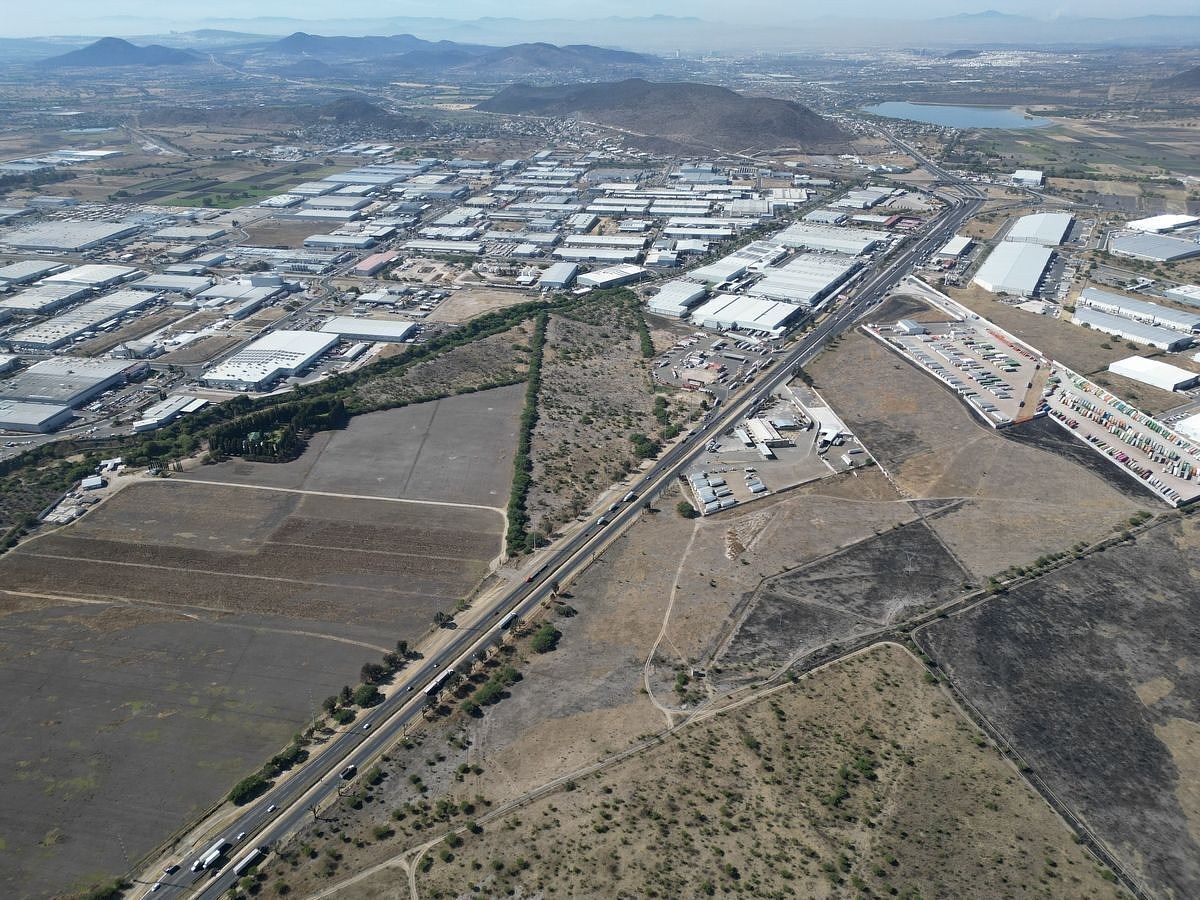 Lote comercial em Santa Rosa de Jauregui, Querétaro, foto 6 de 24