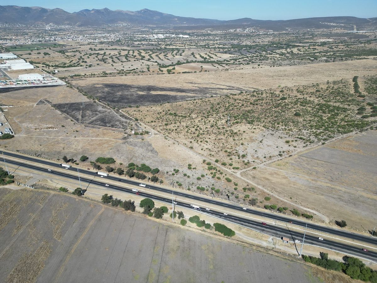 Lote comercial em Santa Rosa de Jauregui, Querétaro, foto 11 de 24