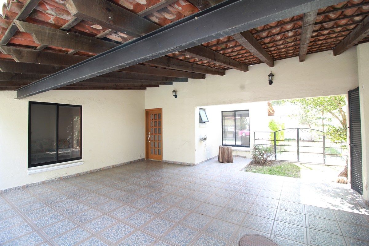 Casa em condomínio fechado em Los Gavilanes, Tlajomulco de Zúñiga, foto 3 de 32