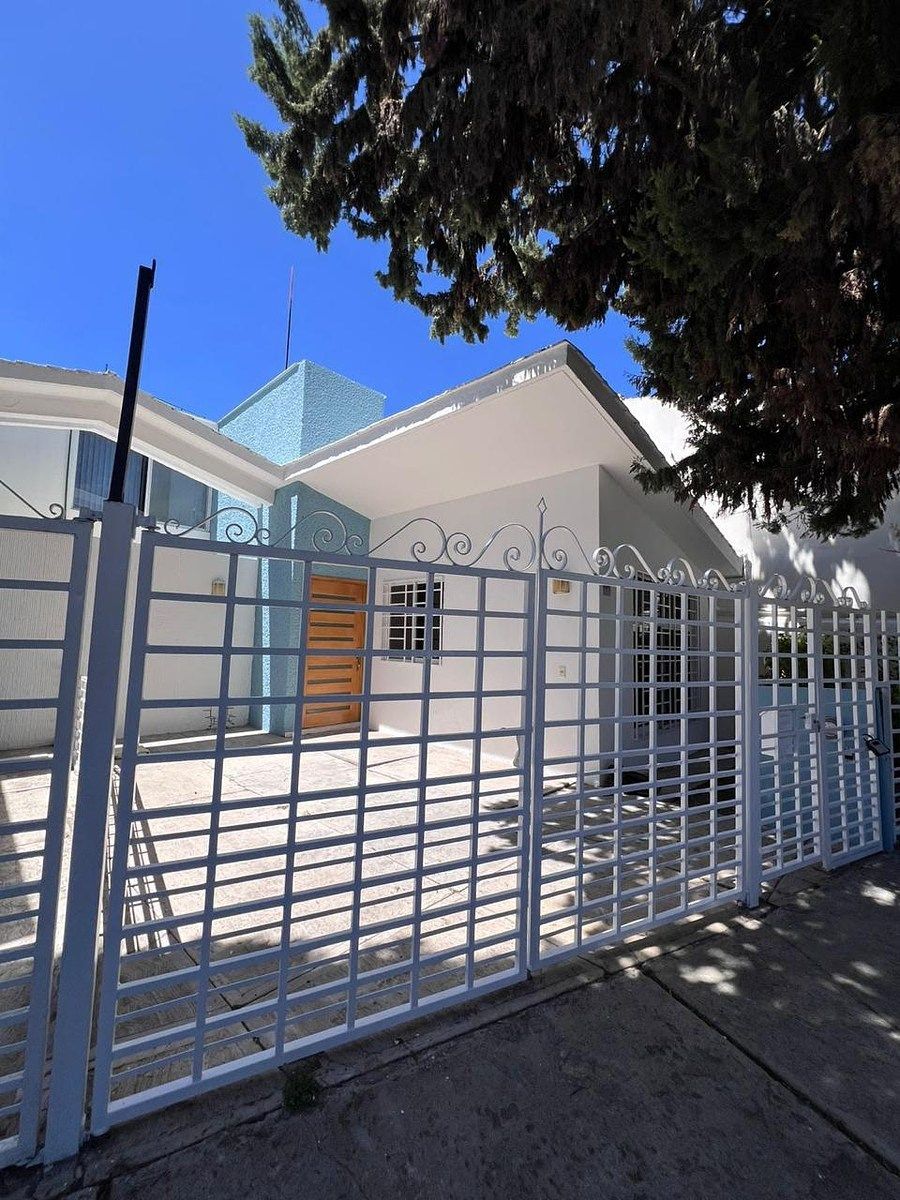 CASA EN RENTA CON RECÁMARA EN PLANTA BAJA EN LOMA DORADA, QRO., foto 1 de 15