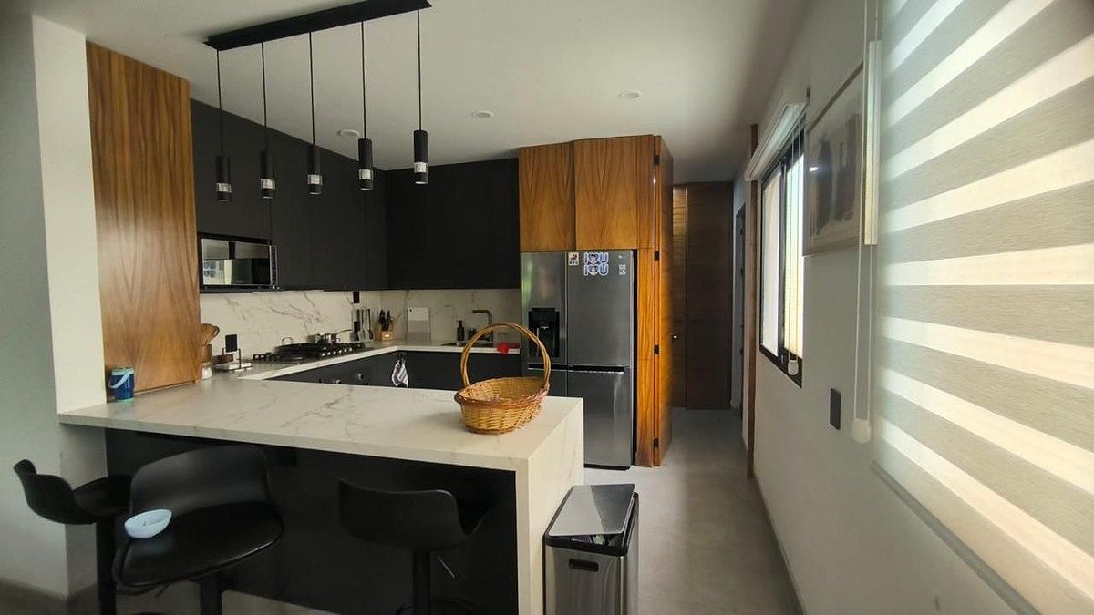 House in Gated Community in Virreyes Residencial, Zapopan, photo 3 of 36