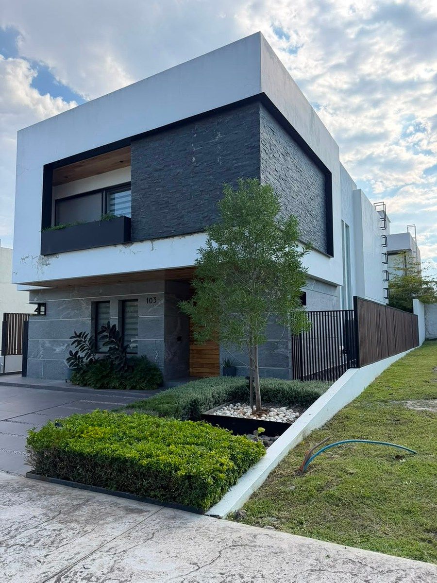CASA MOBILIADA PARA ALUGUEL EM ENTRELOMAS RESIDENCIAL, foto 1 de 45