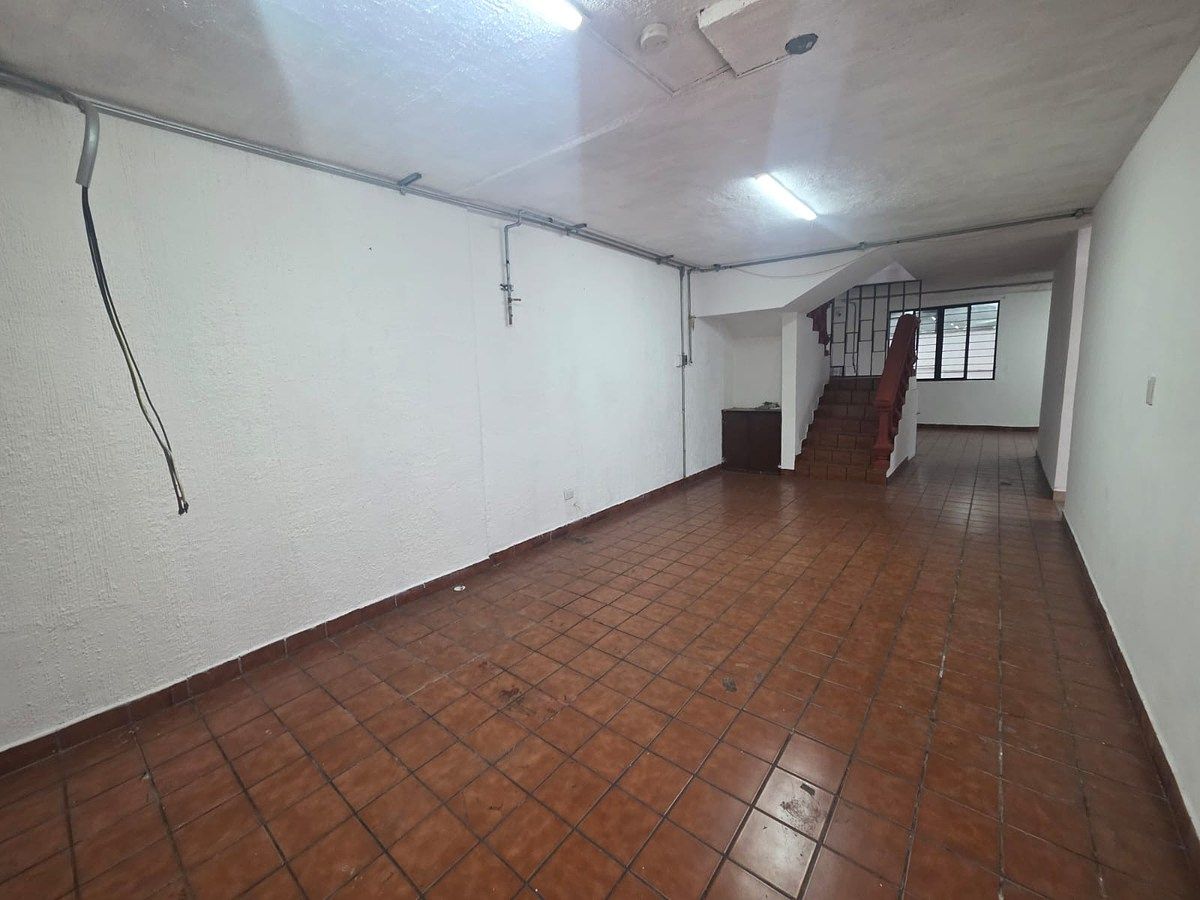 Retail Space in Valle Verde 1 Sector, Monterrey, photo 2 of 9