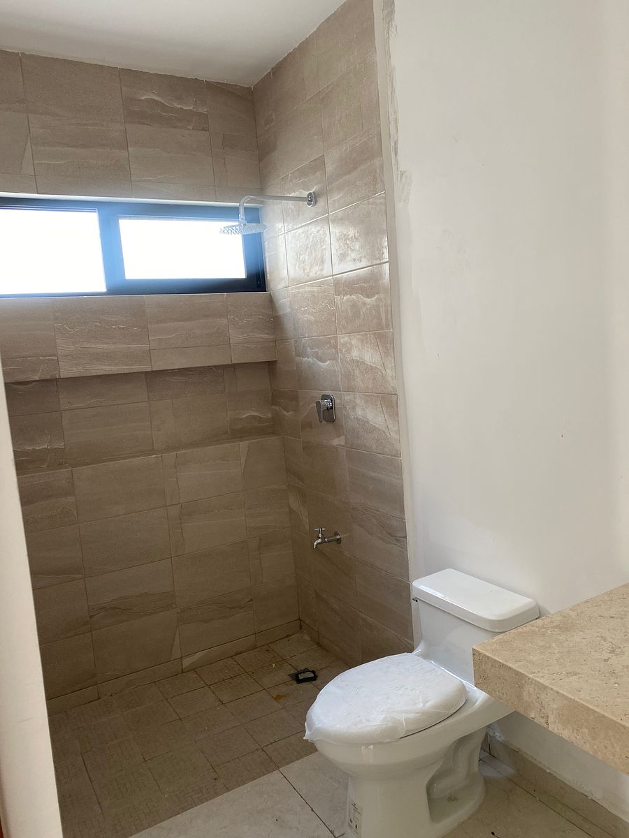 Baño Recámara en Planta Baja, foto 8 de 28