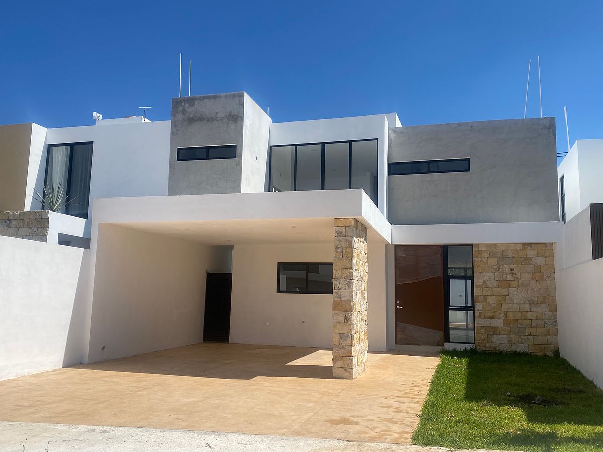 Fachada Principal, foto 1 de 28