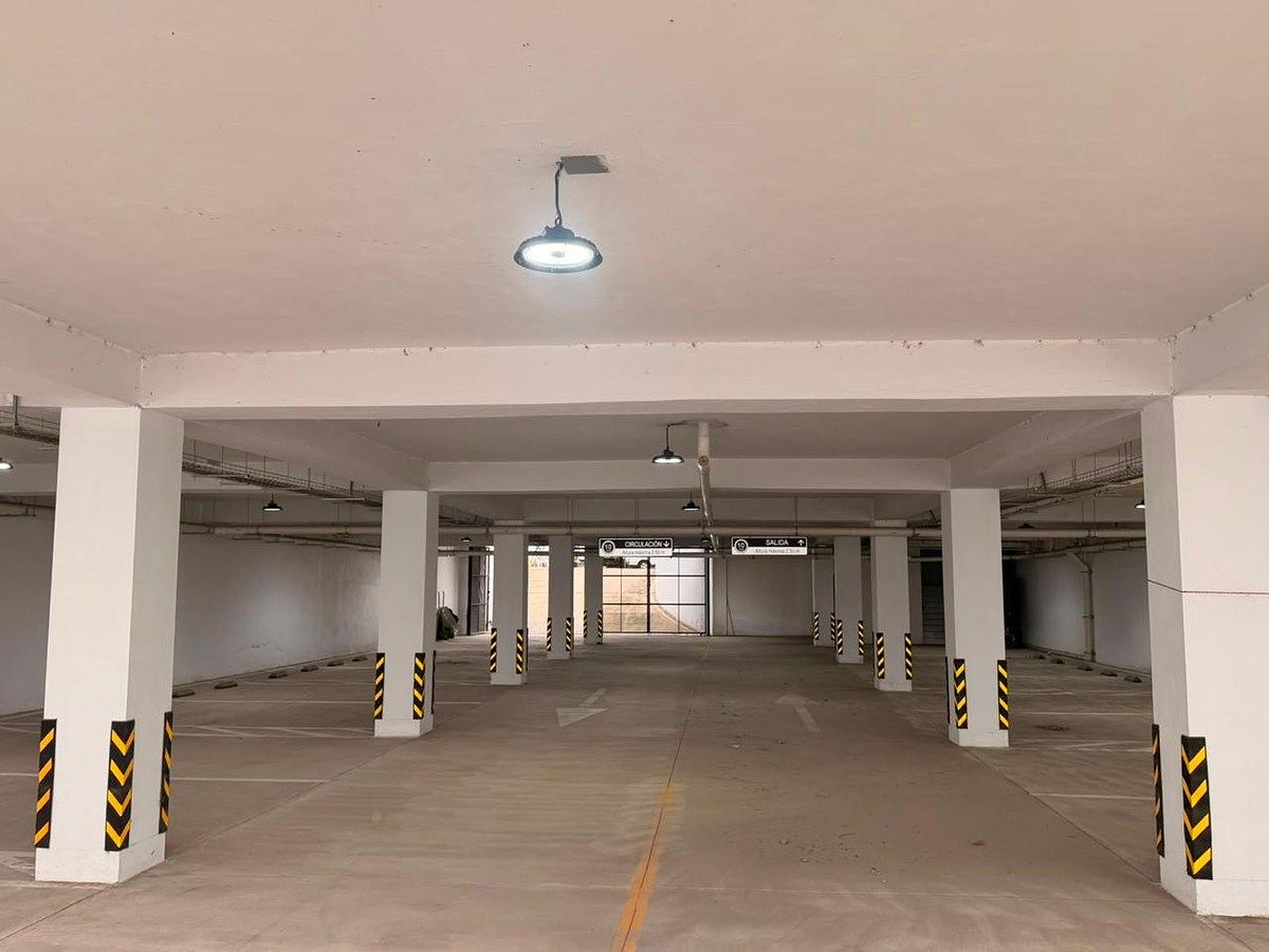 Galpão comercial em La Venta Del Astillero, Zapopan, foto 12 de 14