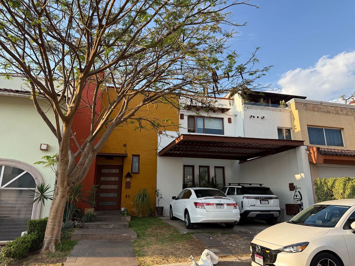 Casa en VENTA dentro del Fracc. Américas Britania en Morelia, foto 1 de 15