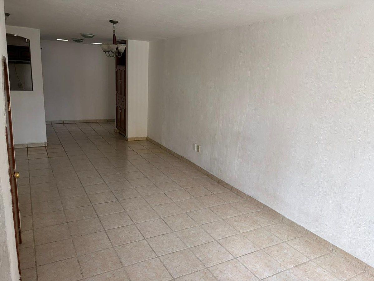 Casa em Plaza Guadalupe, Zapopan, foto 2 de 18