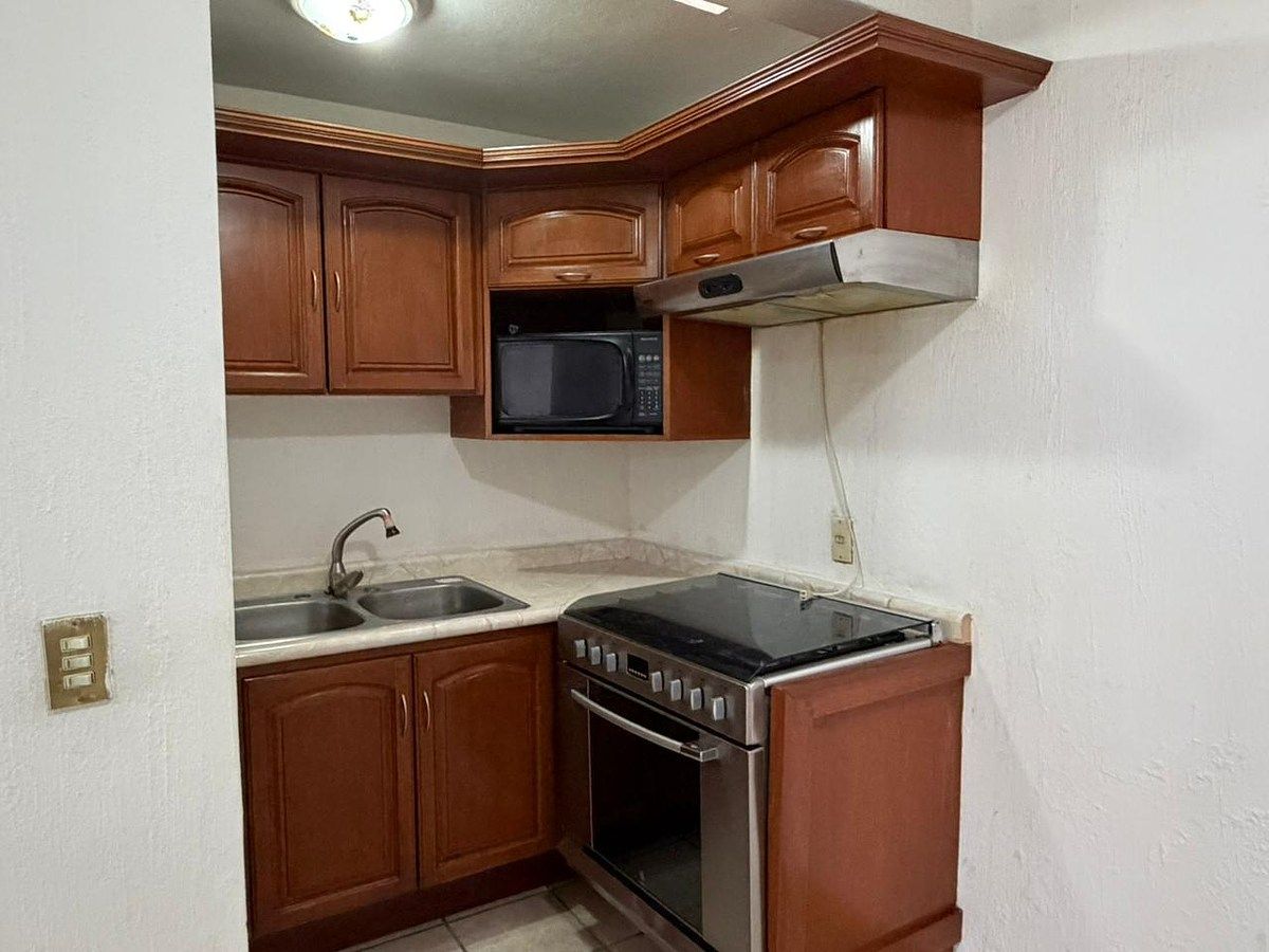Casa em Plaza Guadalupe, Zapopan, foto 9 de 18