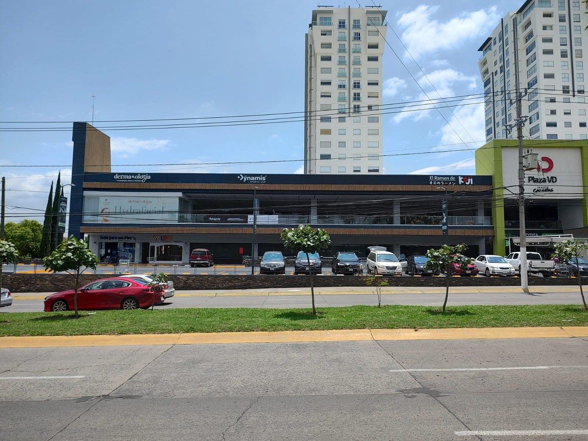 Shopping Mall Space in Arcos de Guadalupe, Zapopan, photo 3 of 5