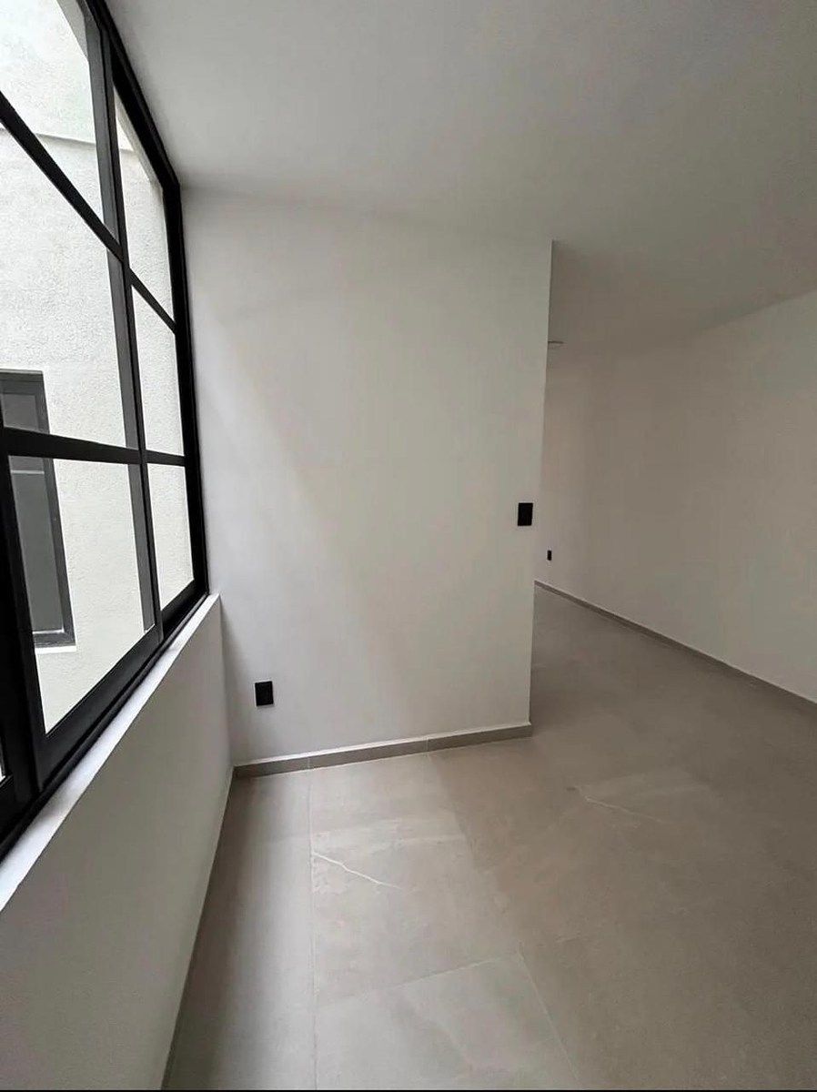 Building in Ventura Puente, Morelia, photo 6 of 9