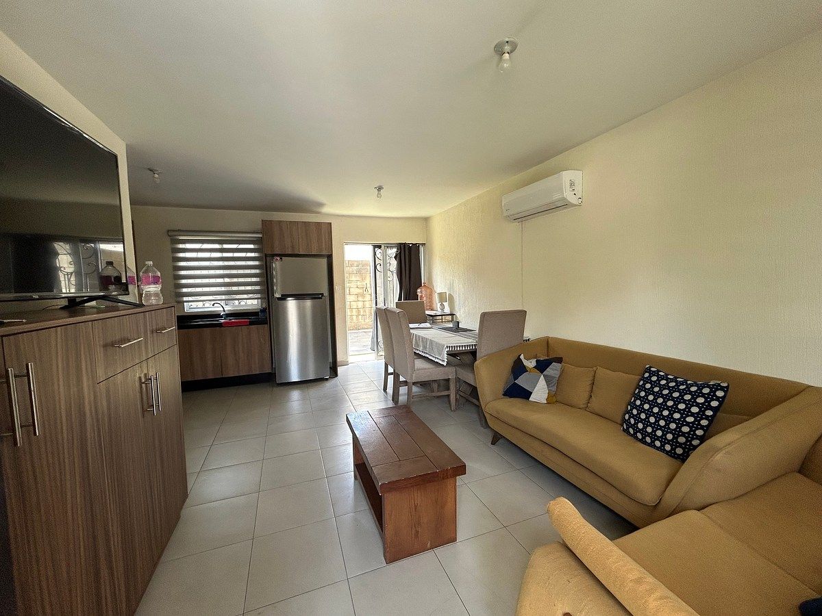 Casa en condominio en Residencial Alta California, Tlajomulco de Zúñiga, foto 3 de 13