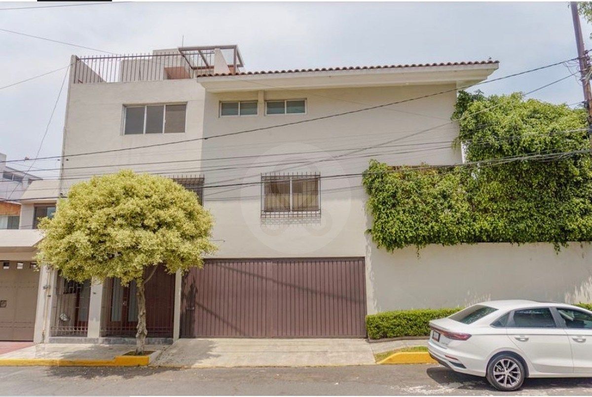 Casa à Venda em Rincones del Pedregal, em Tlalpan, foto 1 de 50