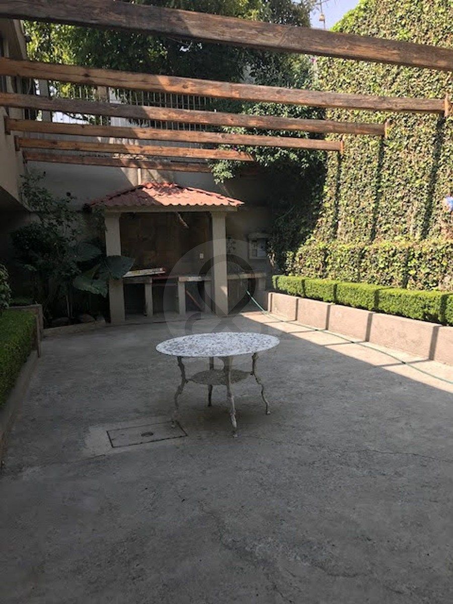 House in Bosques de las Palmas, Huixquilucan, photo 3 of 47