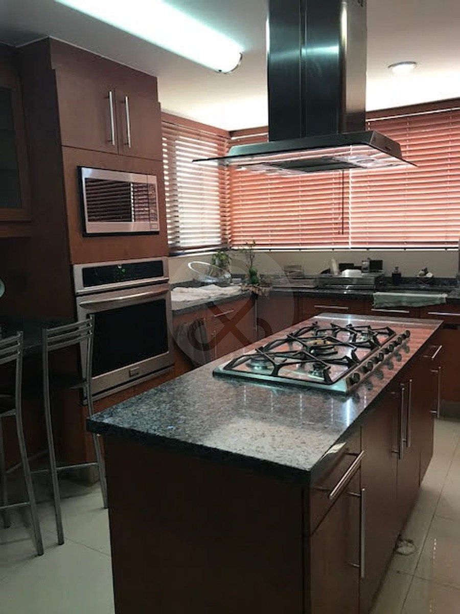 House in Bosques de las Palmas, Huixquilucan, photo 5 of 47