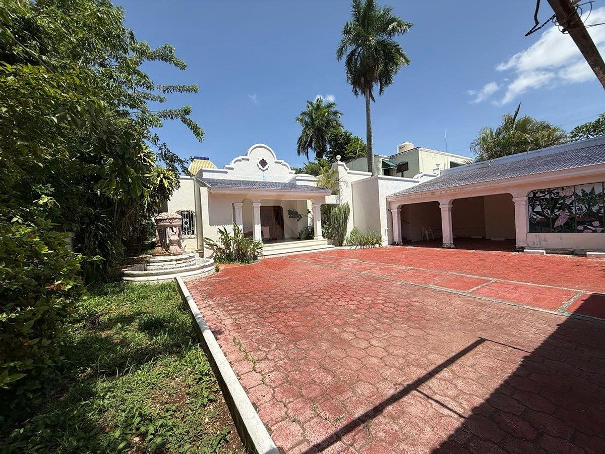 Venta de Casa en Colonia Itzimna, foto 1 de 48