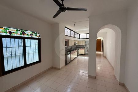Venta de Casa en Colonia Itzimna
