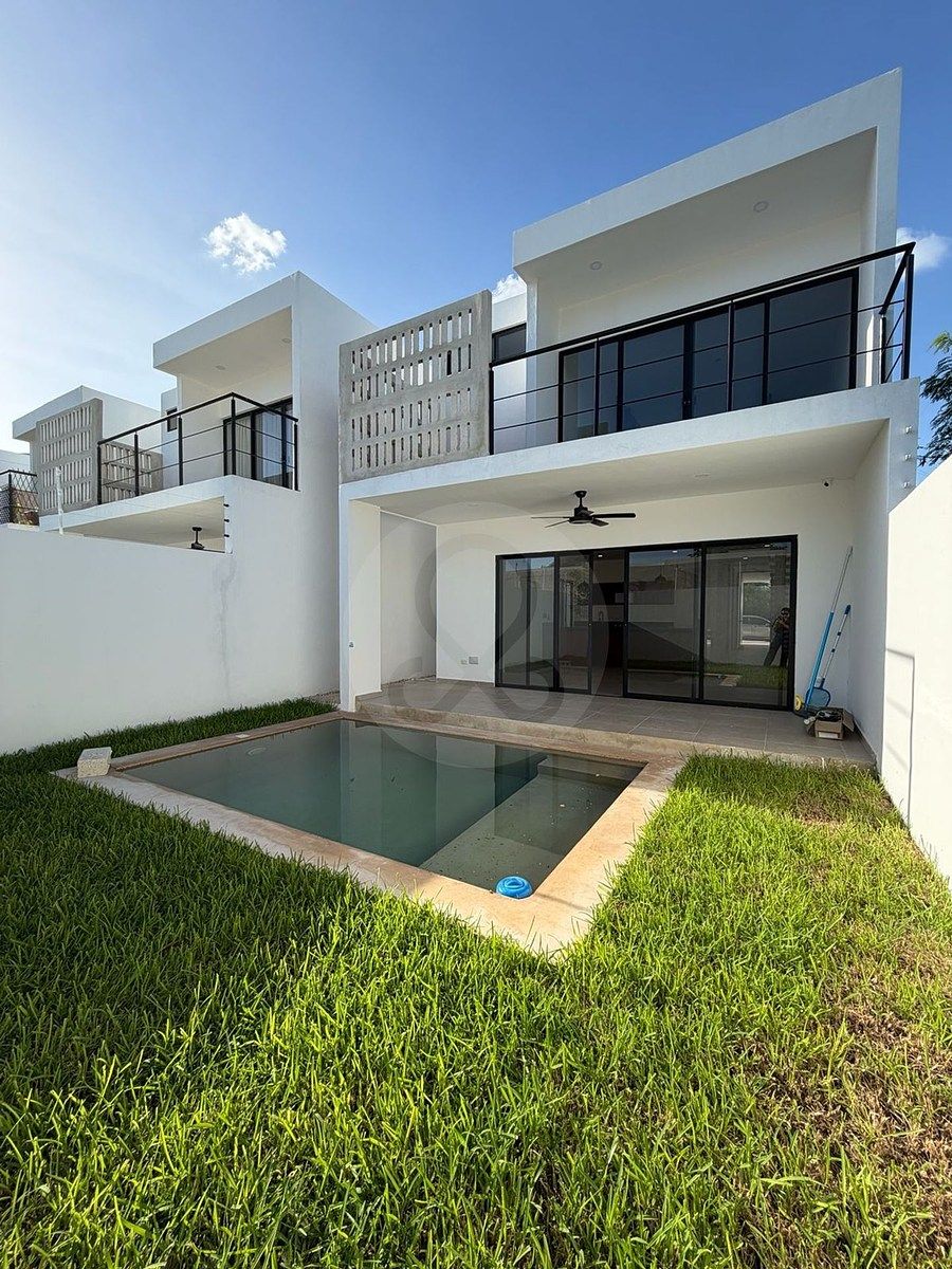 Venta de casa en Dzitya con alberca, foto 1 de 25