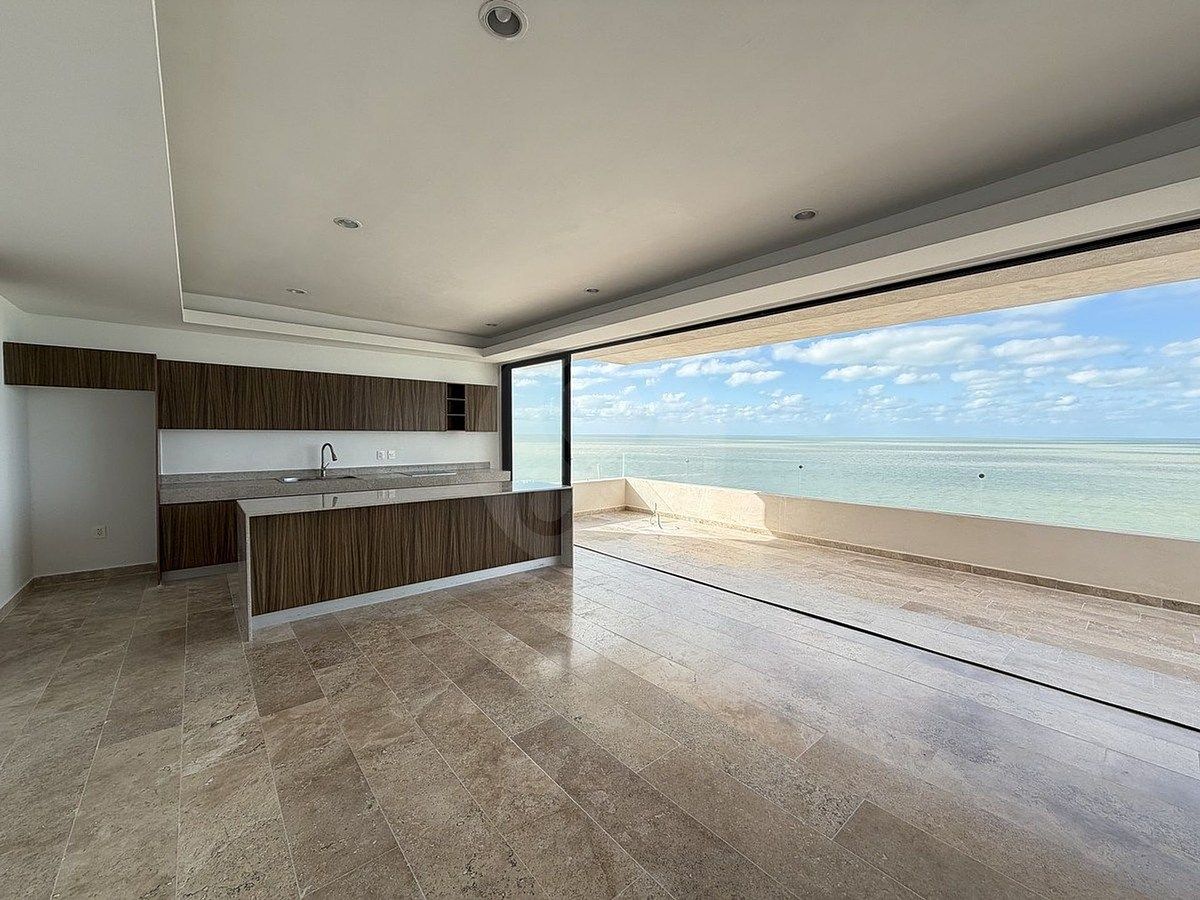 ÚLTIMO PENTHOUSE EN FRENTE DE LA PLAYA, foto 1 de 12