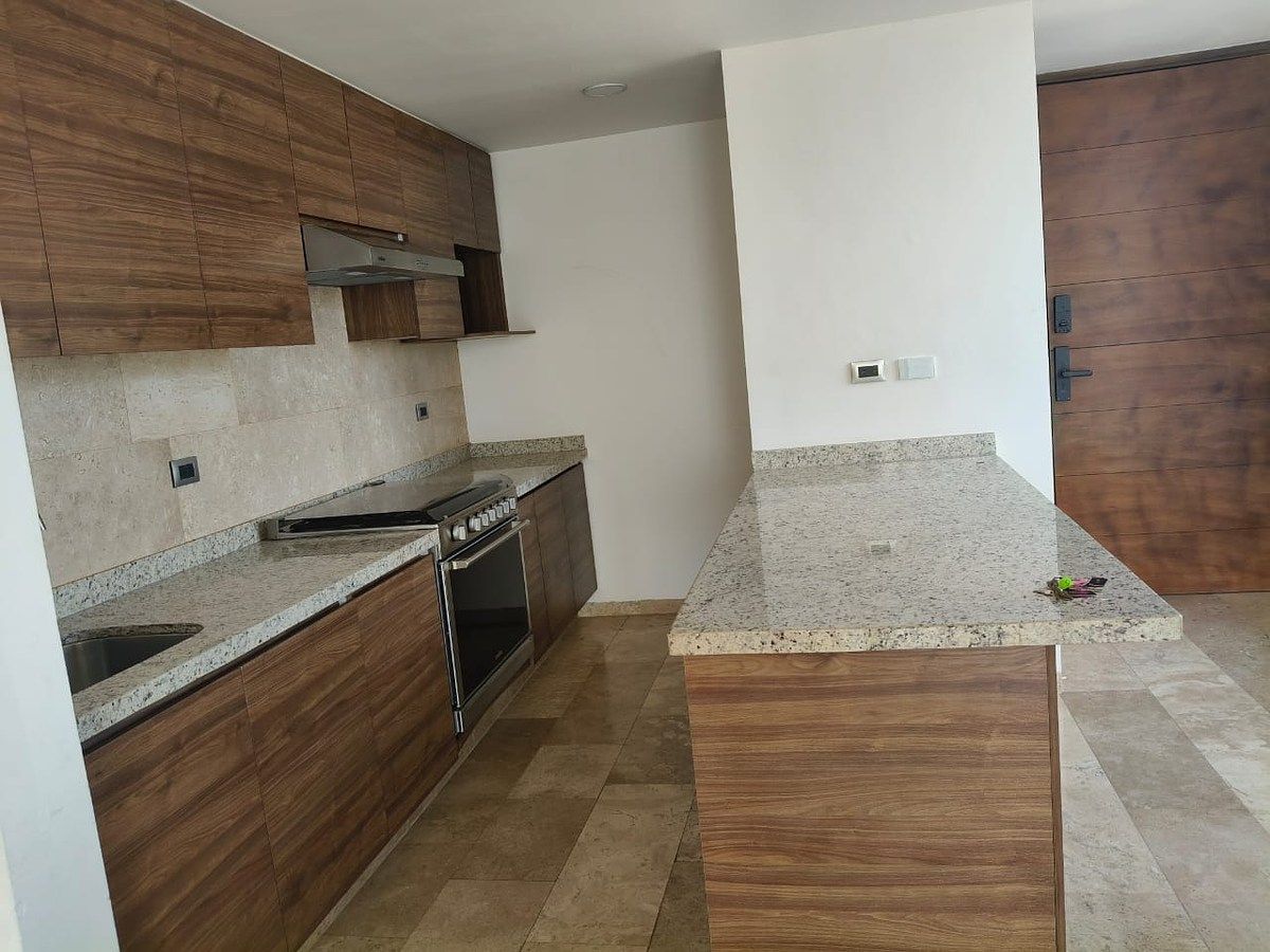 RENTA DE DEPARTAMENTO EN LOMA VERDE, photo 1 of 17