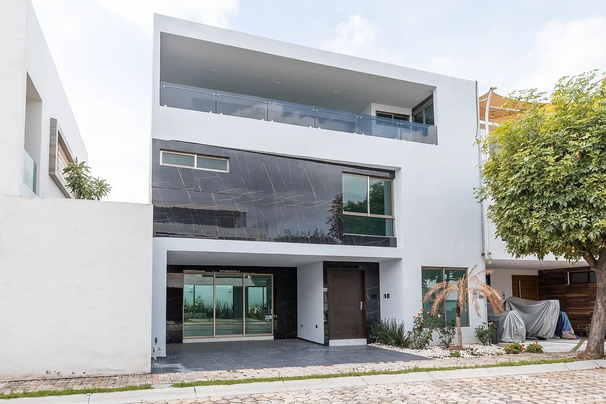 VENTA CASA PARQUE ZACATECAS 18, LOMAS DE ANGELÓPOLIS III, foto 1 de 6
