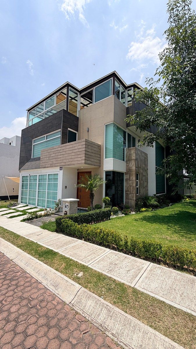 Venta de casa con terreno y área verde en la antigua cementera, foto 1 de 6