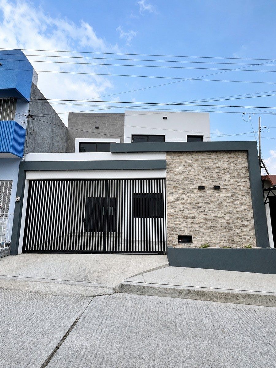 CASA NUEVA EN MIRAVALLE CON RECÁMARA EN PB, foto 1 de 13