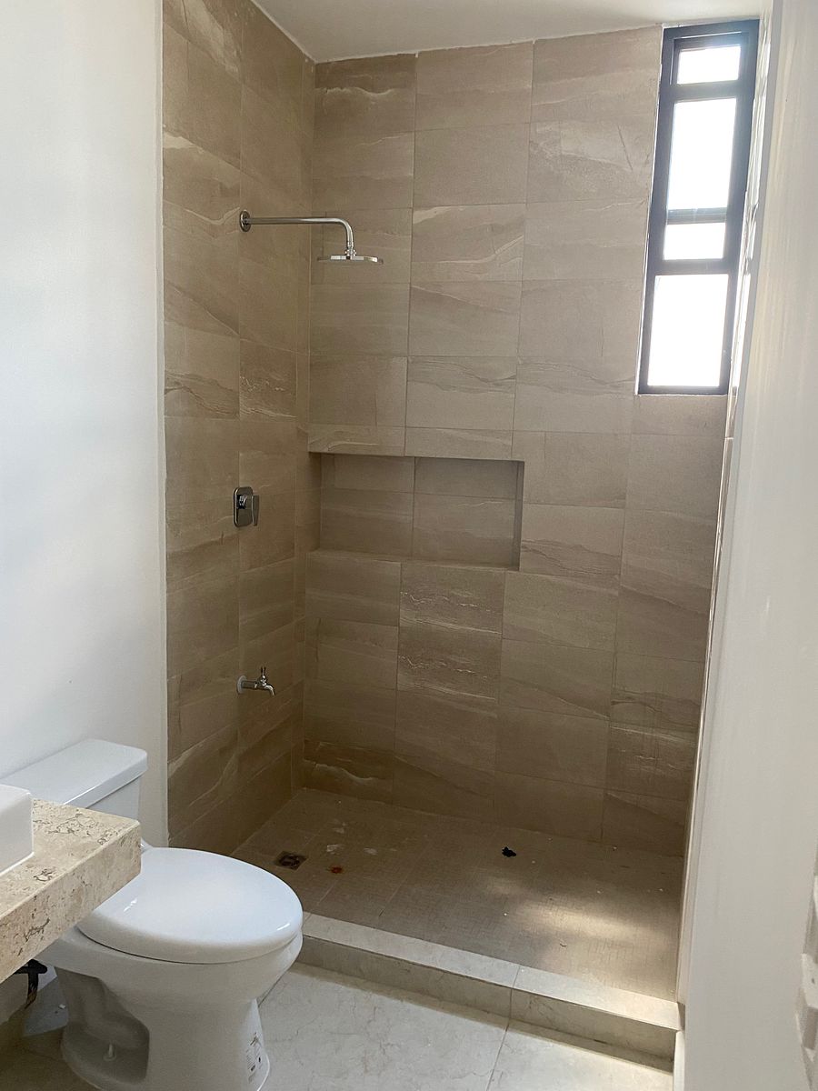 Baño Recámara Planta Baja, foto 6 de 23